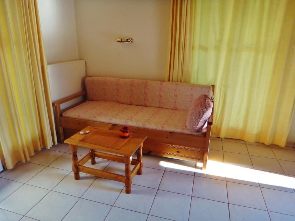 Lefkothea Apartments Fríni Szoba fotó